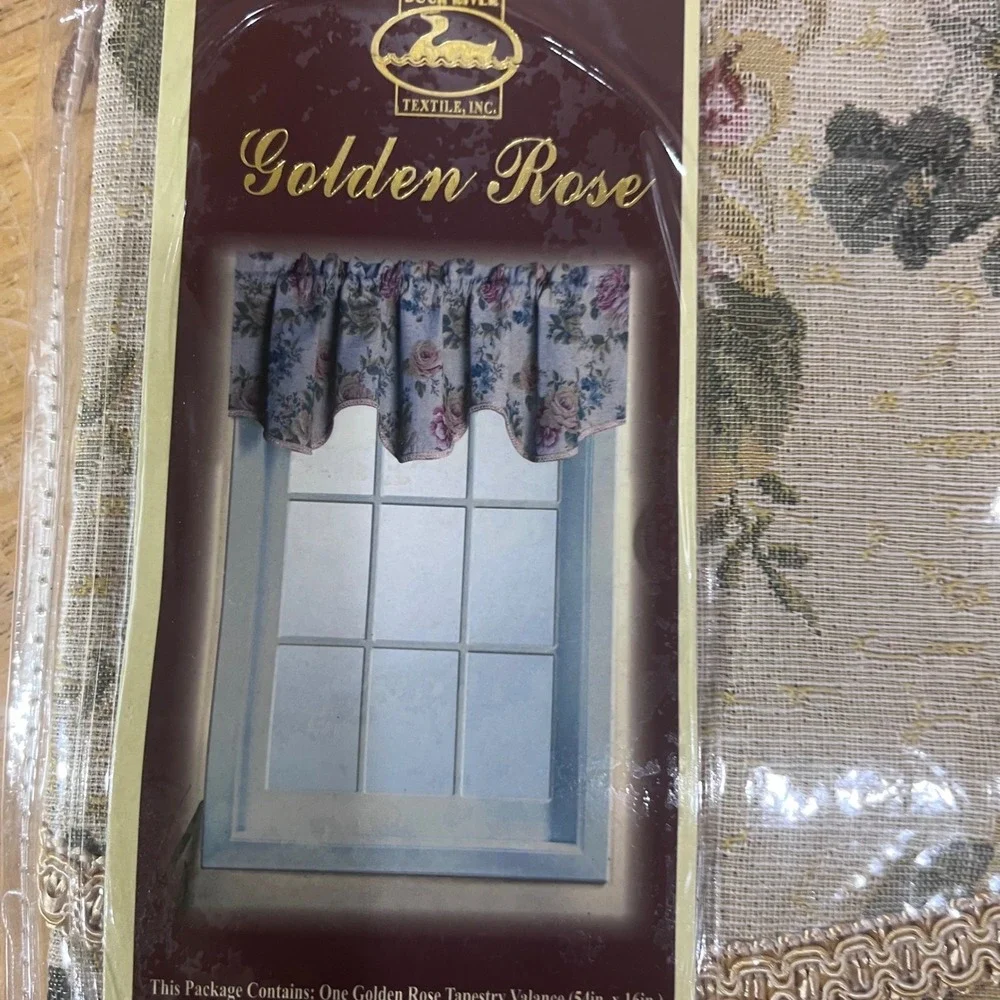 Vtg Duck River Textile Golden Rose Tapestry Valance 54x16 Floral Multi 5154 NIP